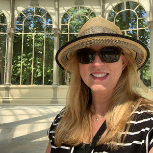 Meet your Posher, Kelli